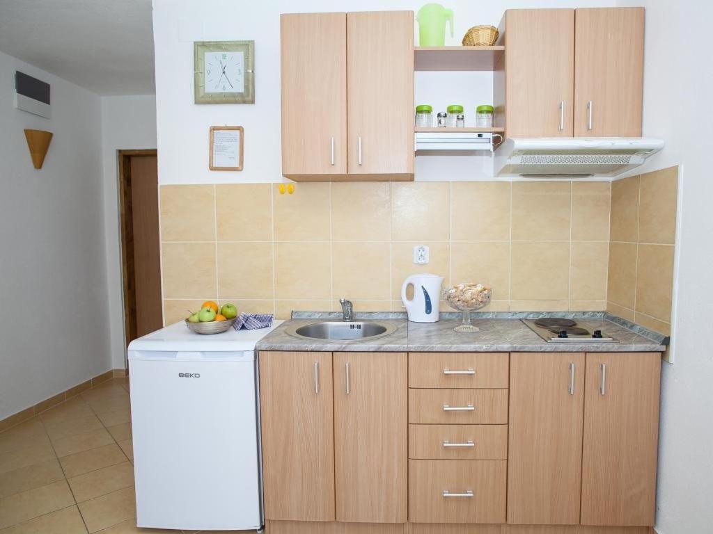 Daria Apartments Котор Номер фото