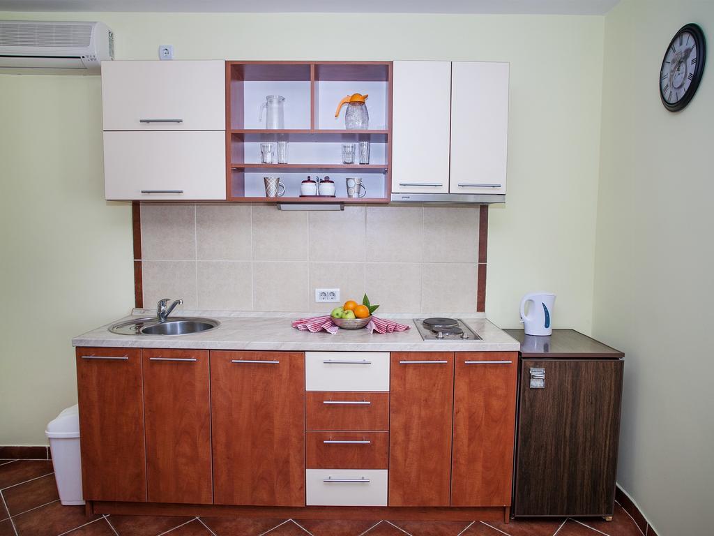 Daria Apartments Котор Номер фото